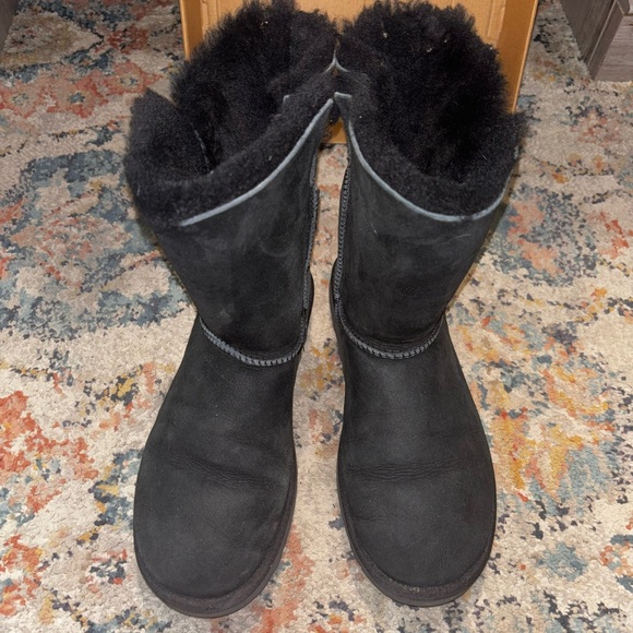 UGG Boots - Picture 5 of 10